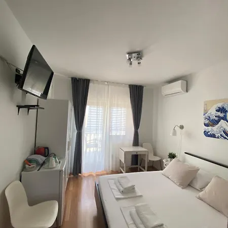 Apartments Irina Rovanjska Exterior photo