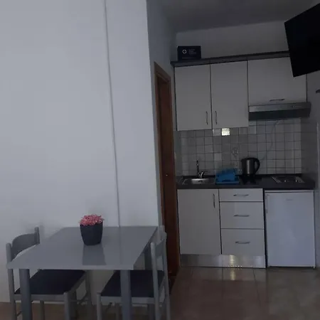 Apartments Irina Rovanjska Exterior foto
